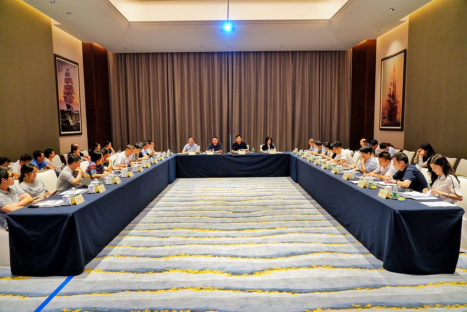 寧興貿(mào)易集團召開2020年半年度工作會議 暨外貿(mào)業(yè)務發(fā)展專題研討會